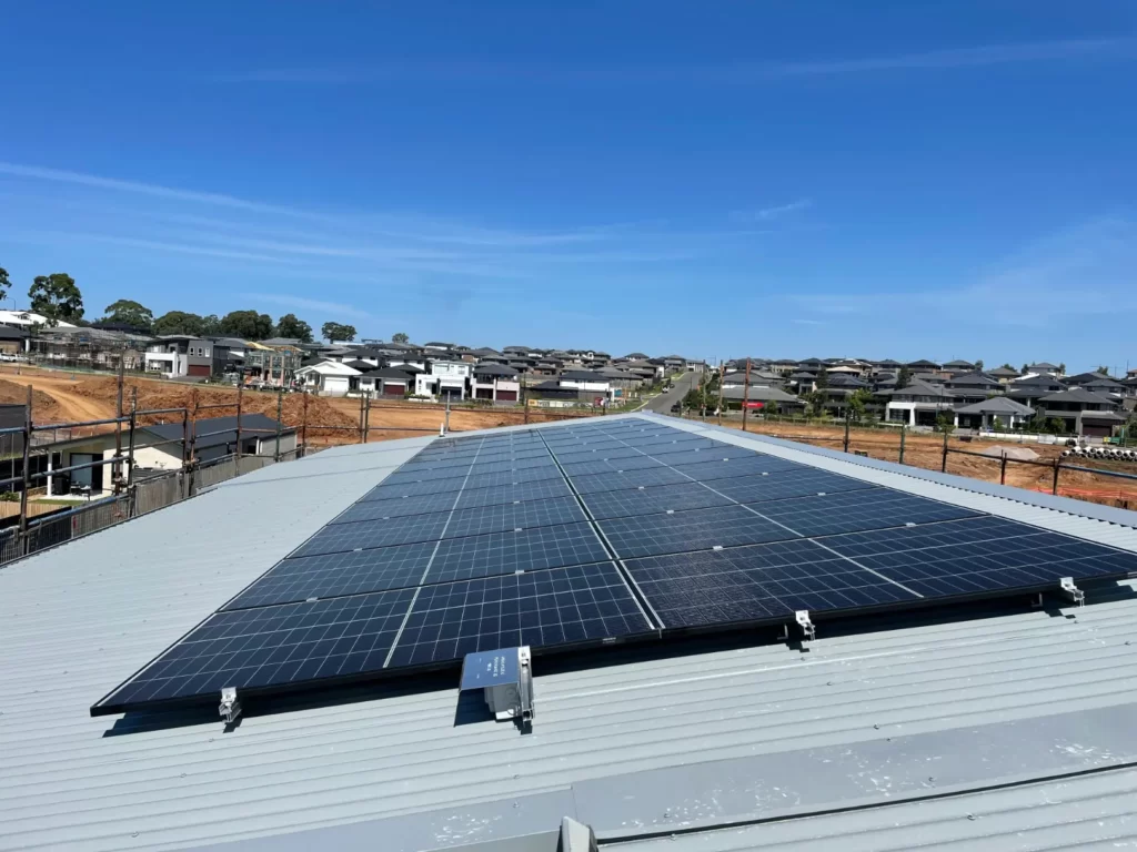 flat roof solar panels glenmore park